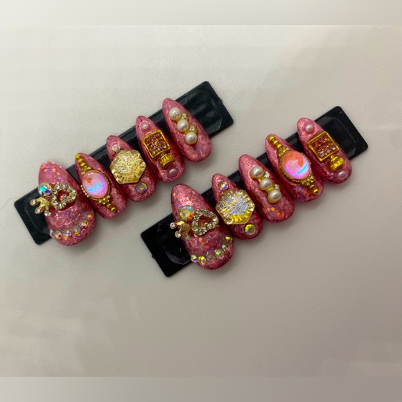 Handmade Pink Foil Press On Nails Size Small - Picture 1 of 11